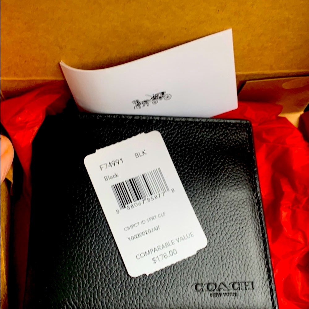 Men’s VALENTINE GIFT NWT 2 pc Coach Wallet